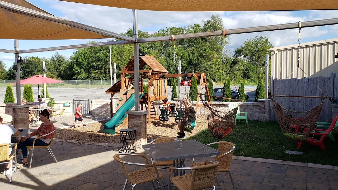 Saucony Creek Brewing Company + Gastropub