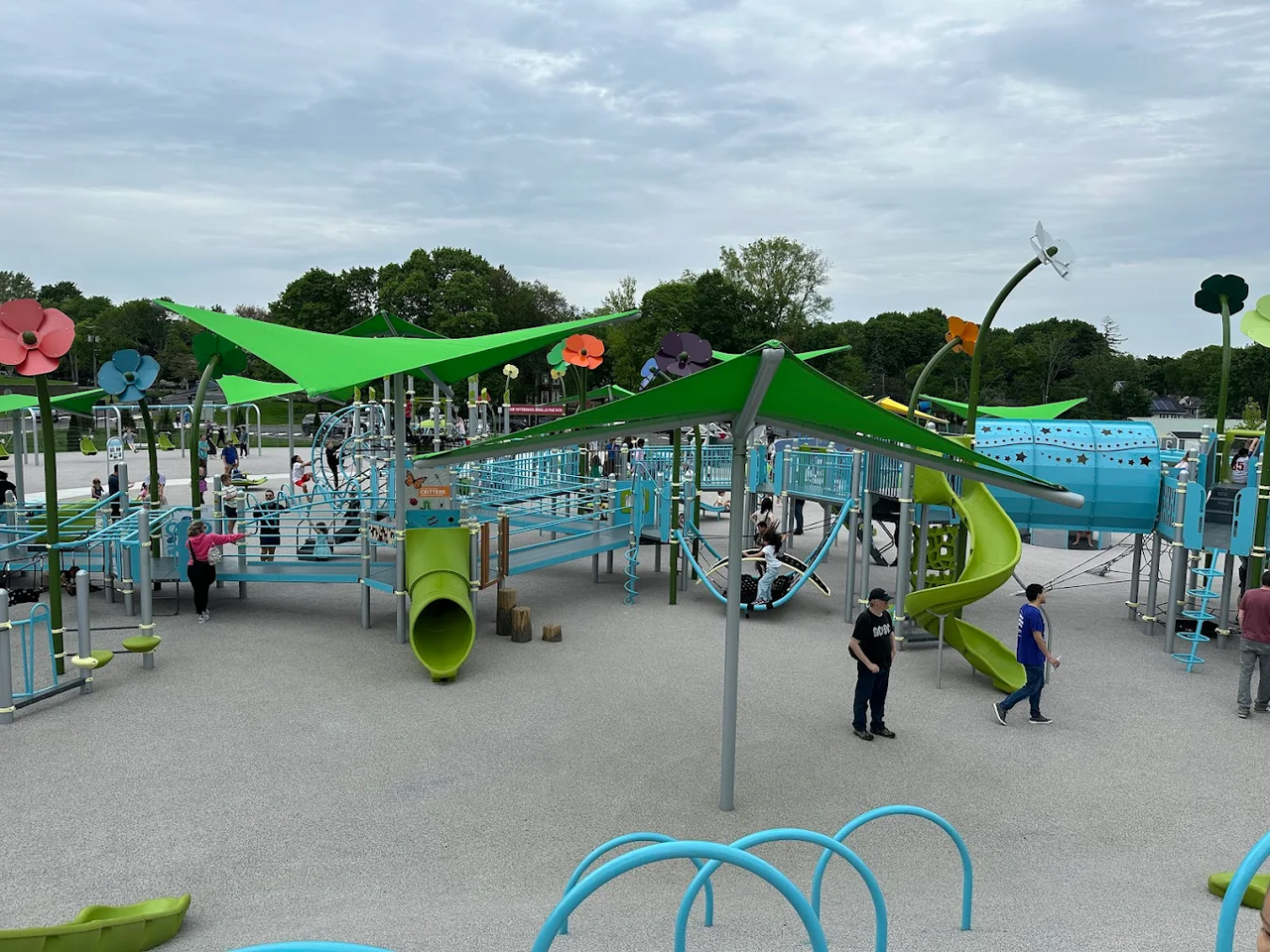Universal Playground